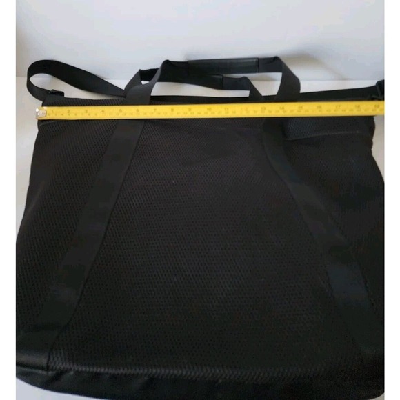 Lululemon Carry The Day Bag (Mesh) Black Tote Weekender XXL Crossbody 15x5x16 - Picture 11 of 16